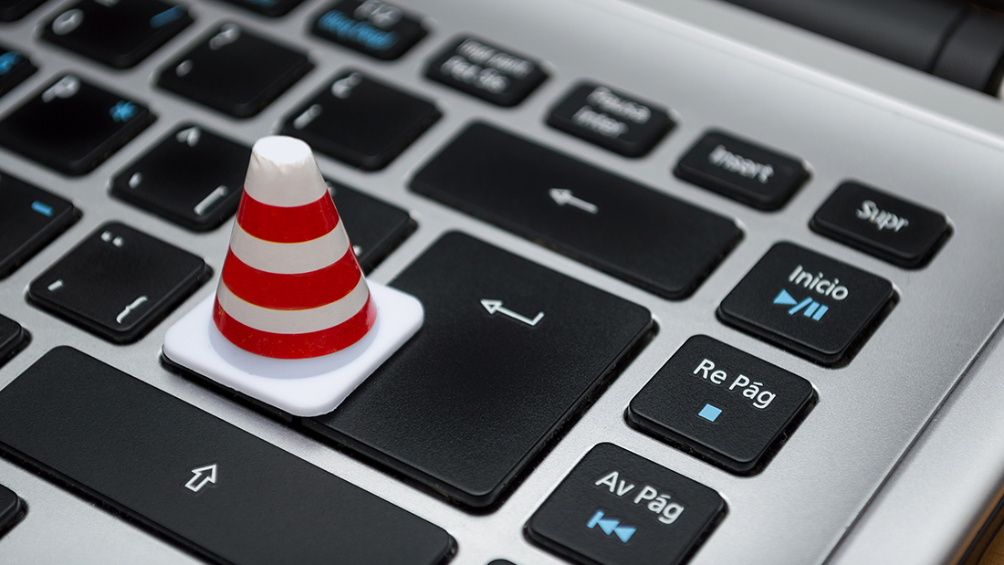 laycos-blog-El-peligro-de-usar-herramientas-fuera-del-control-de-la-compan-ia4