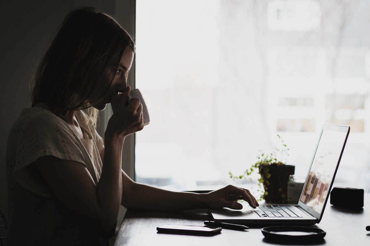 razones-por-las-que-tu-empresa-debe-apostar-por-el-TELETRABAJO-3