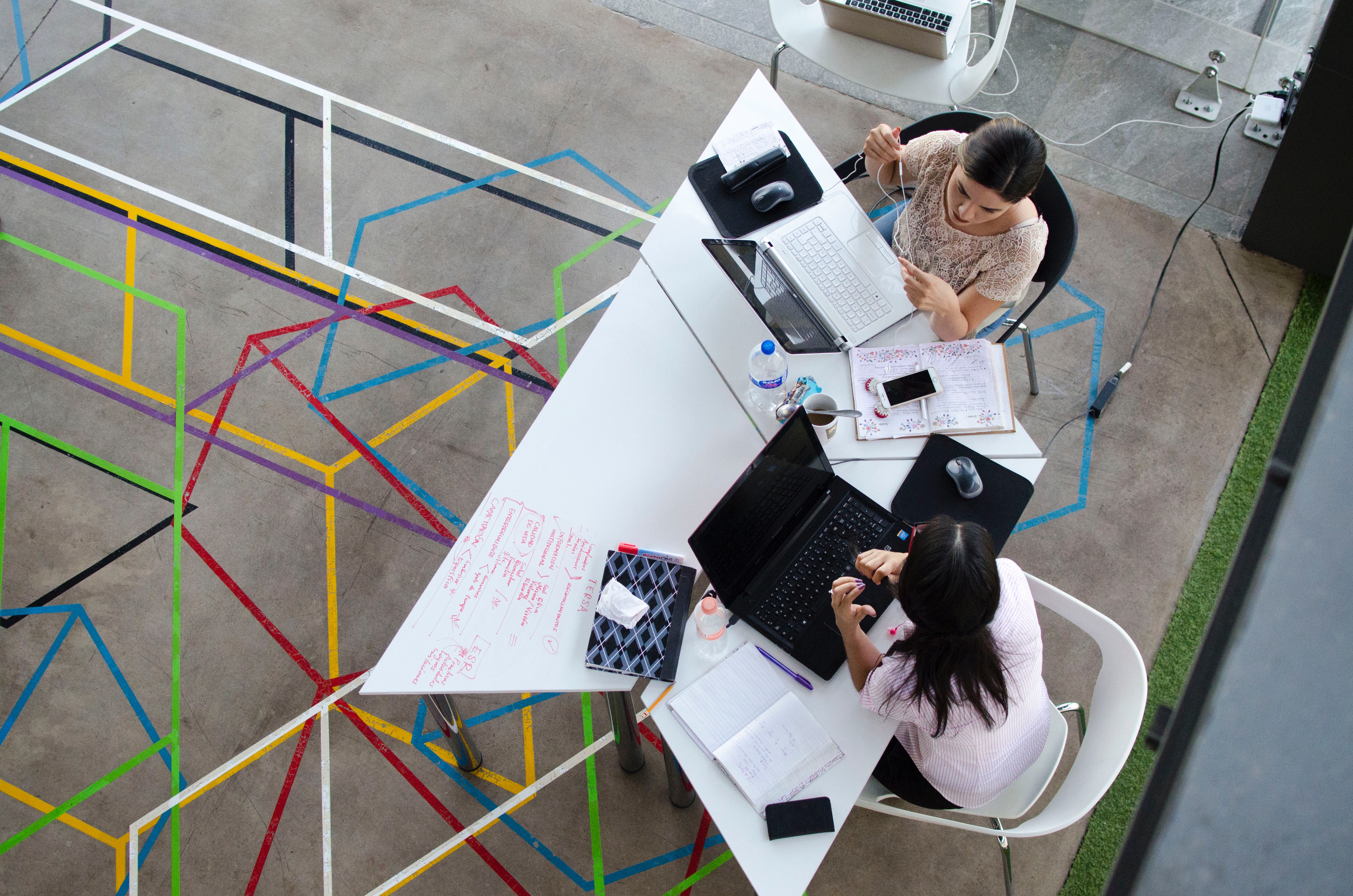 Digital-Workplaces---qu--debe-tener-el-Entorno-Digital-de-Trabajo-que-necesita-tu-empresa.-2